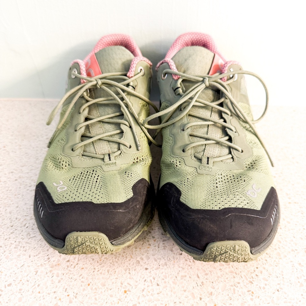On CloudVenture Trail Running Shoes, Women's 8 - Picture 3 of 6